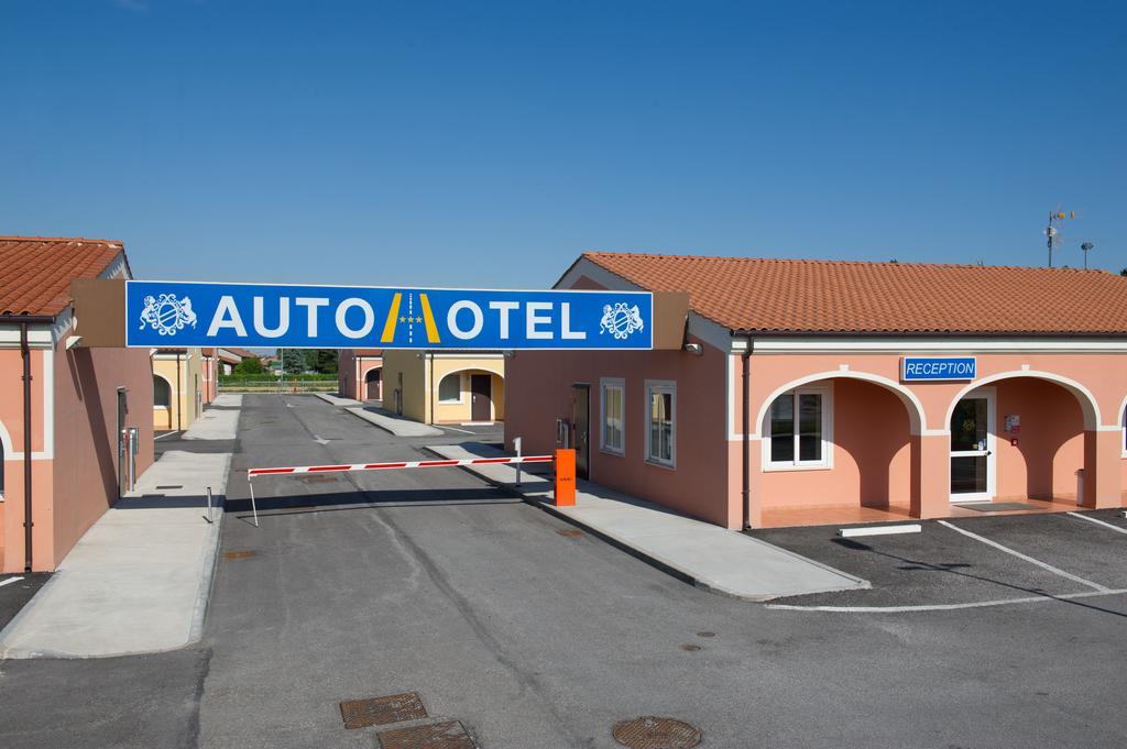 Autohotel Venezia Mirano Exterior foto