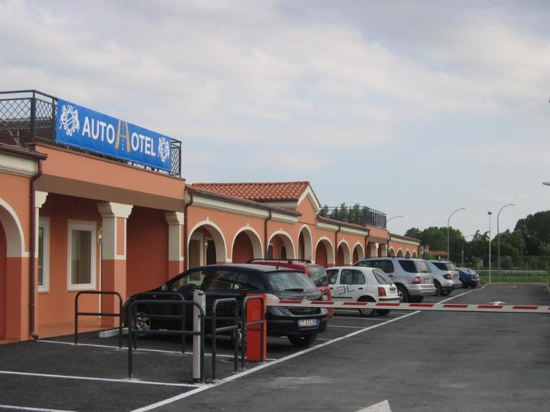 Autohotel Venezia Mirano Exterior foto