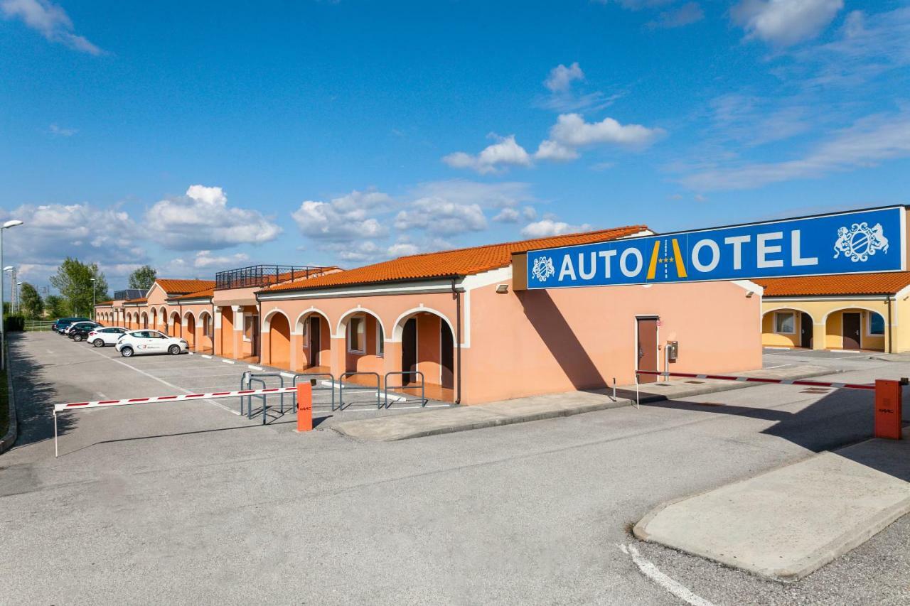 Autohotel Venezia Mirano Exterior foto