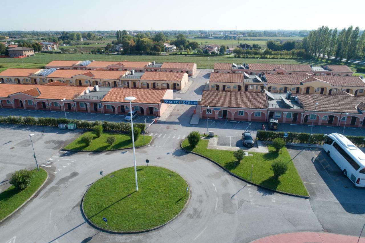 Autohotel Venezia Mirano Exterior foto